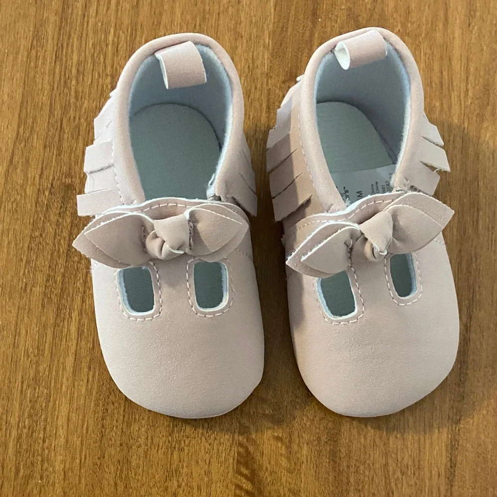 Free w/bundle: Carters - Pink Baby Bow Moccasins